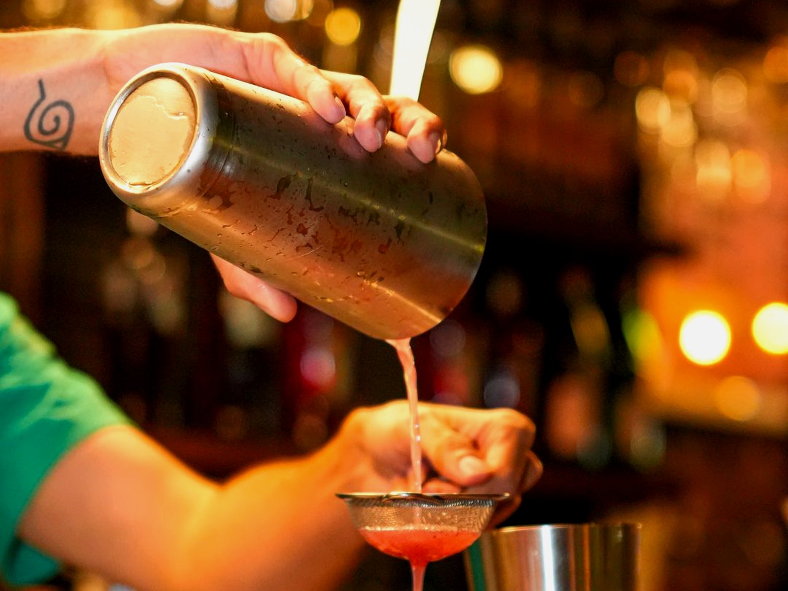 Drinks e chope no bar do Soul